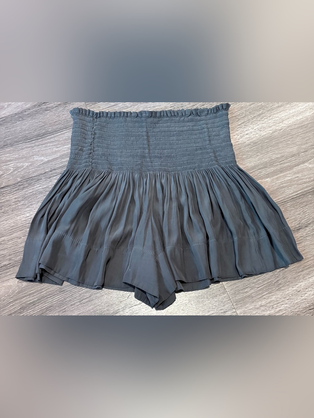 KOCH charcoal gray Erica mini skort with a shirred waistband and shorts Size XS